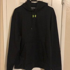 Under armour hoodie size L
